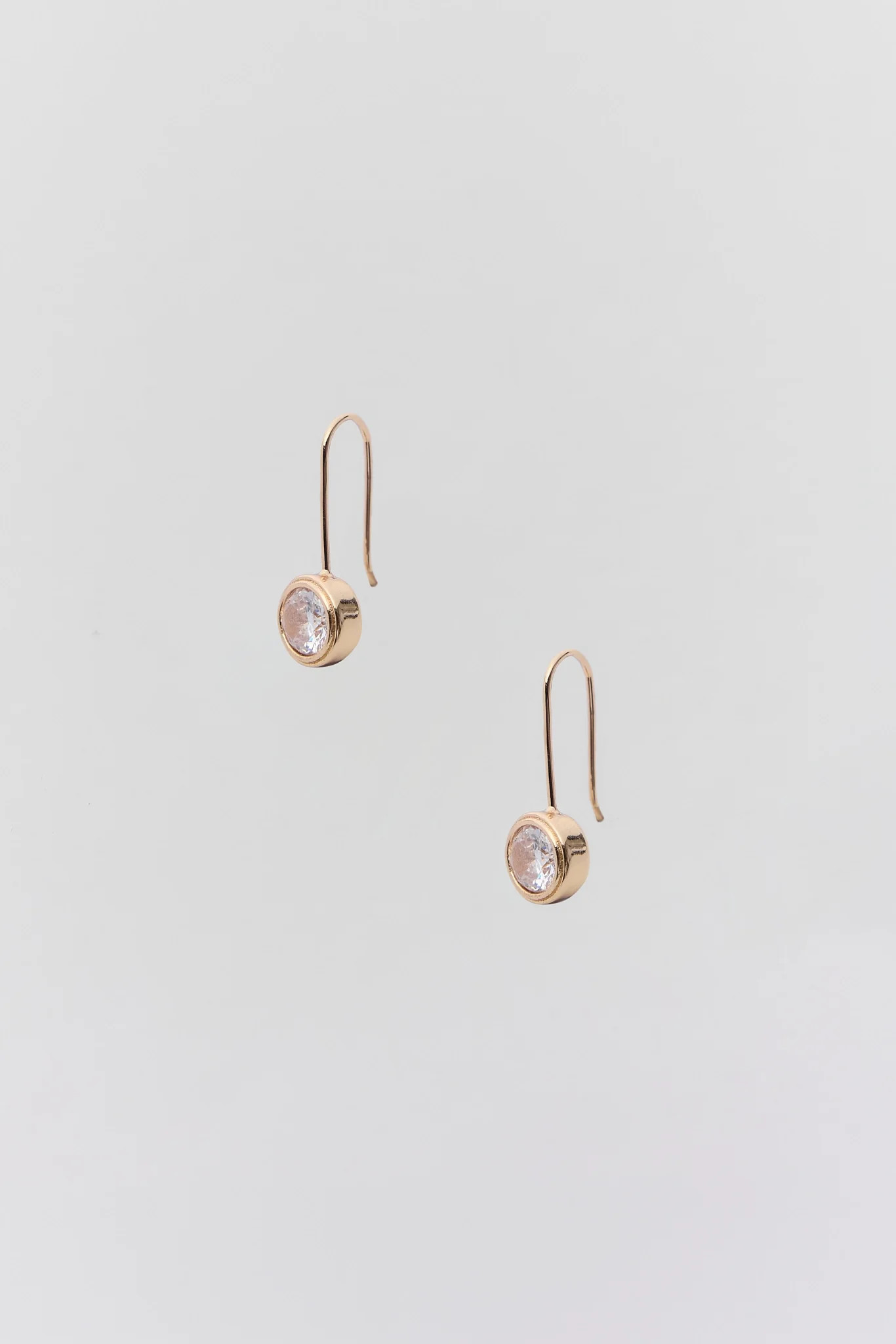 Gold Circle Rhinestone Huggie Earrings | Avara