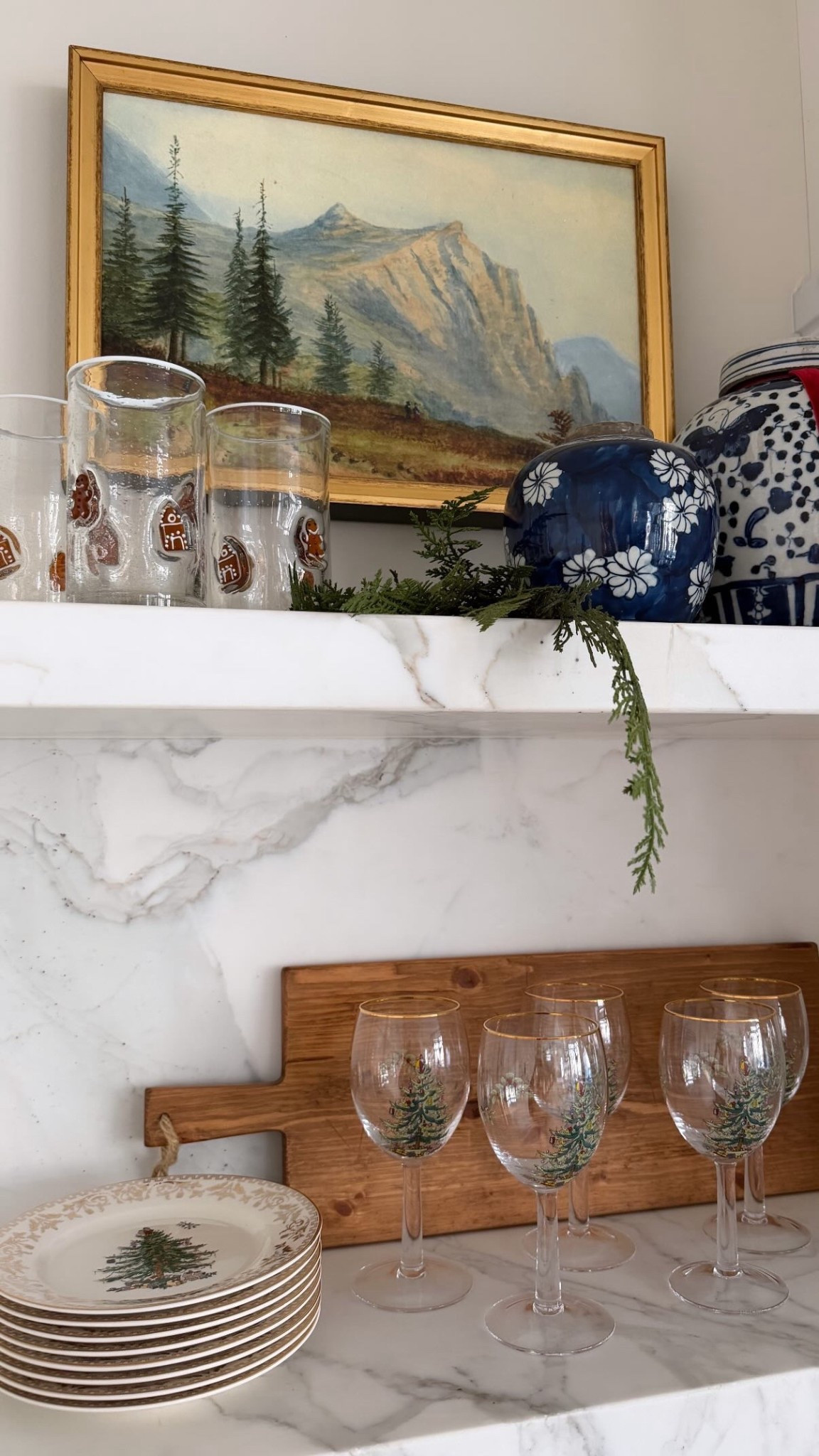 Kitchen Christmas decor ✨

#LTKHome #LTKHoliday #LTKGiftGuide