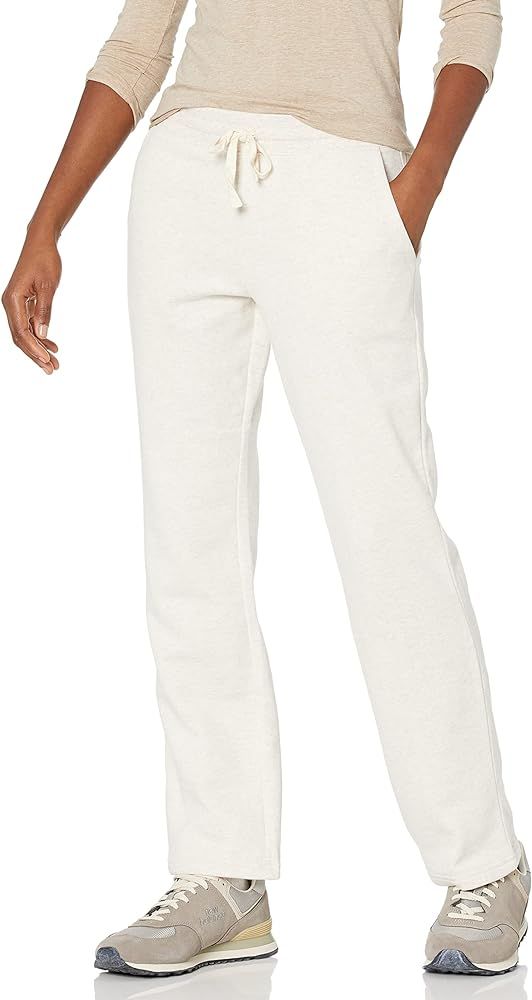 Amazon Essentials Women's Fleece Straight Leg Sweatpant (Available in Plus Size) | Amazon (US)
