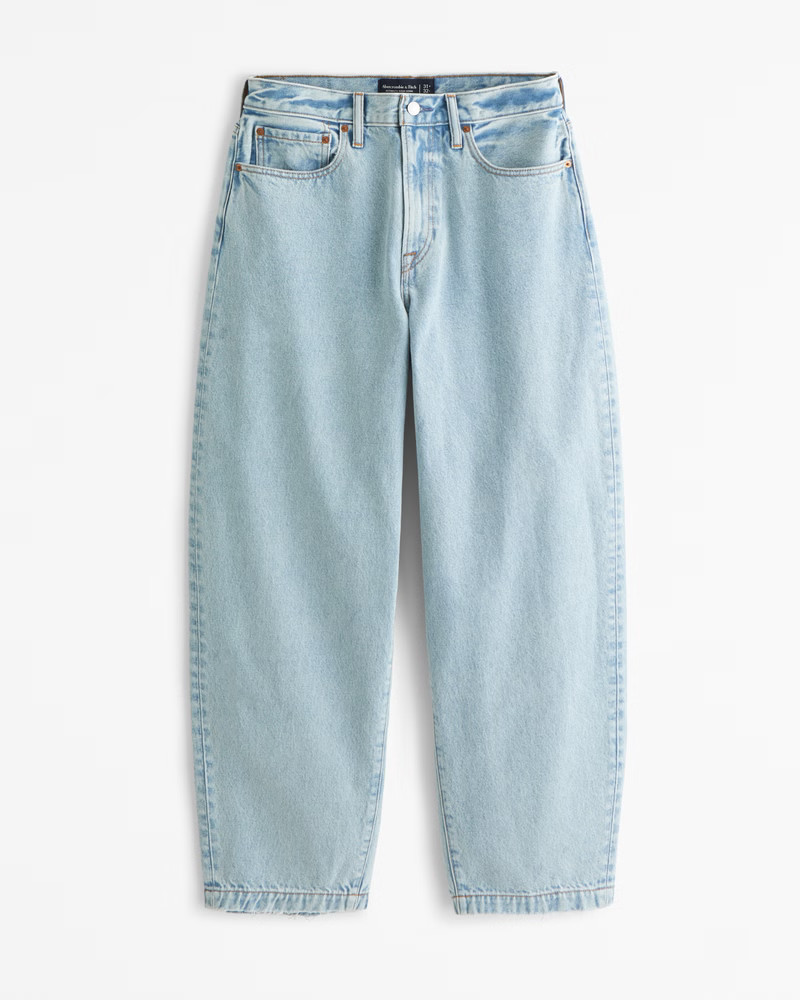 Abercrombie & Fitch Men's Ultra Baggy Barrel Jean in Light Wash - Size 30 X 34 | Abercrombie & Fitch (US)