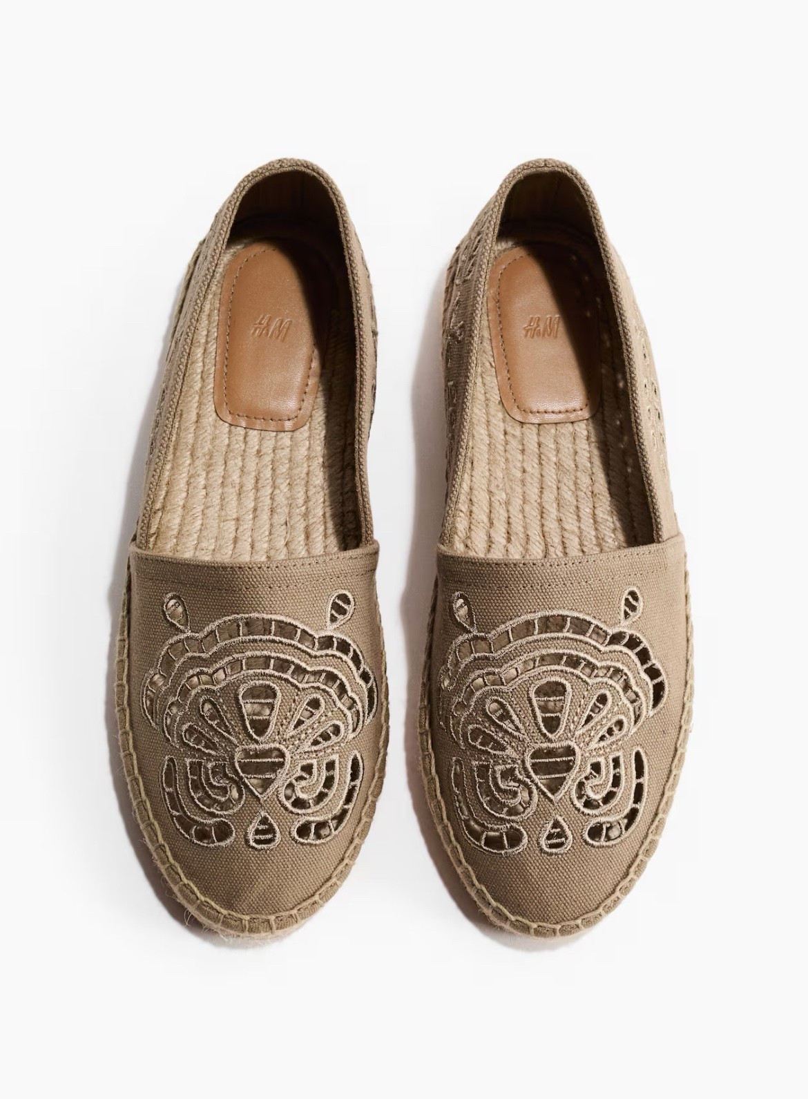 Khaki green eyelet espadrille flats 

#LTKSeasonal