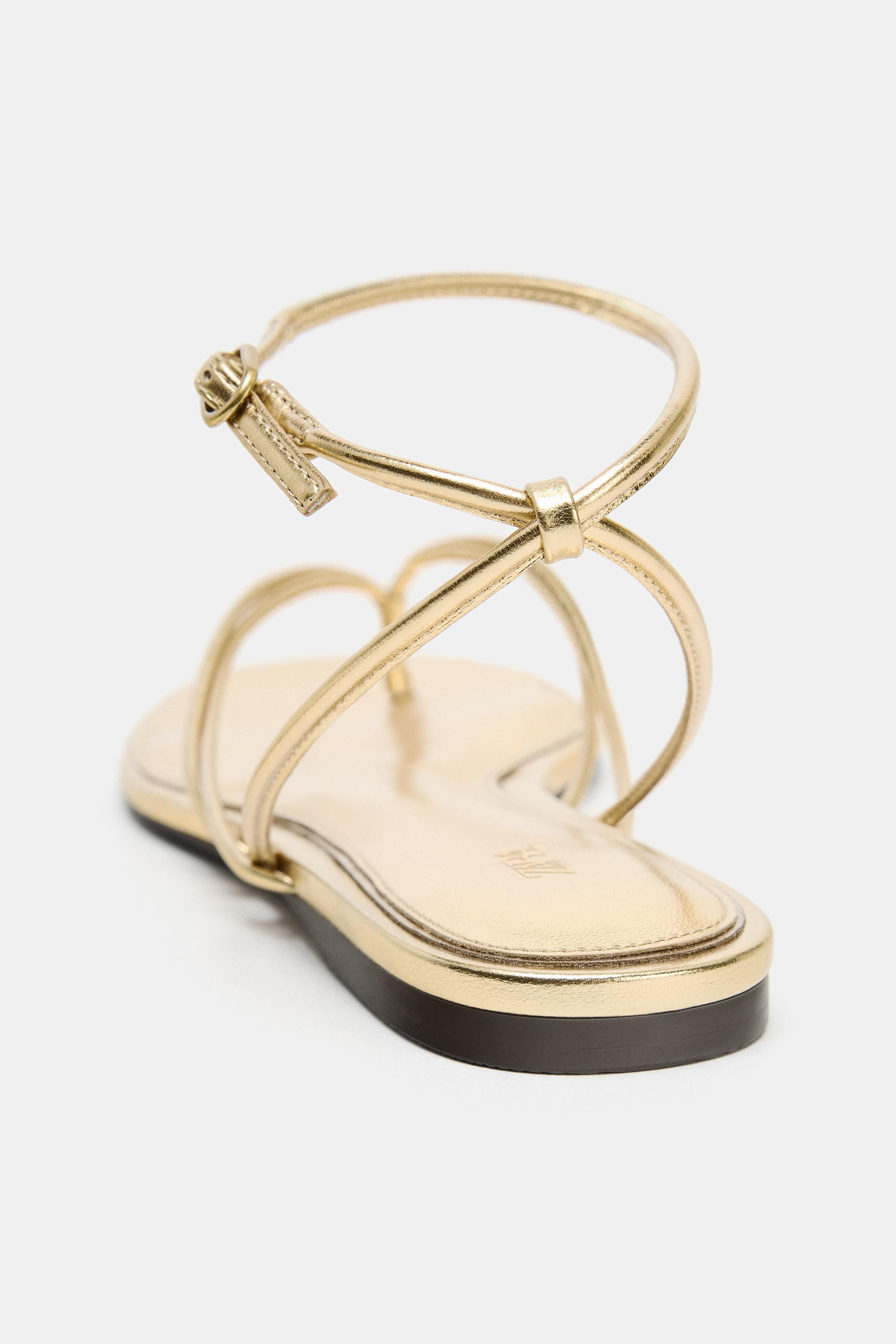 METALLIC EFFECT FLAT SANDALS | Zara UK