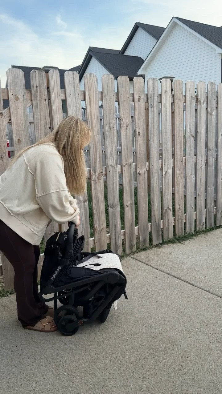 Toddler travel essential must haves. Best small stroller. Love that is not as bulky as a typical stroller so it’s way easy for travel. Seriously a life saver! ✨




toddler travel, travel essentials, baby finds, toddler finds, amazon finds, travel favorites

#LTKBeauty #LTKTravel #LTKmomlife