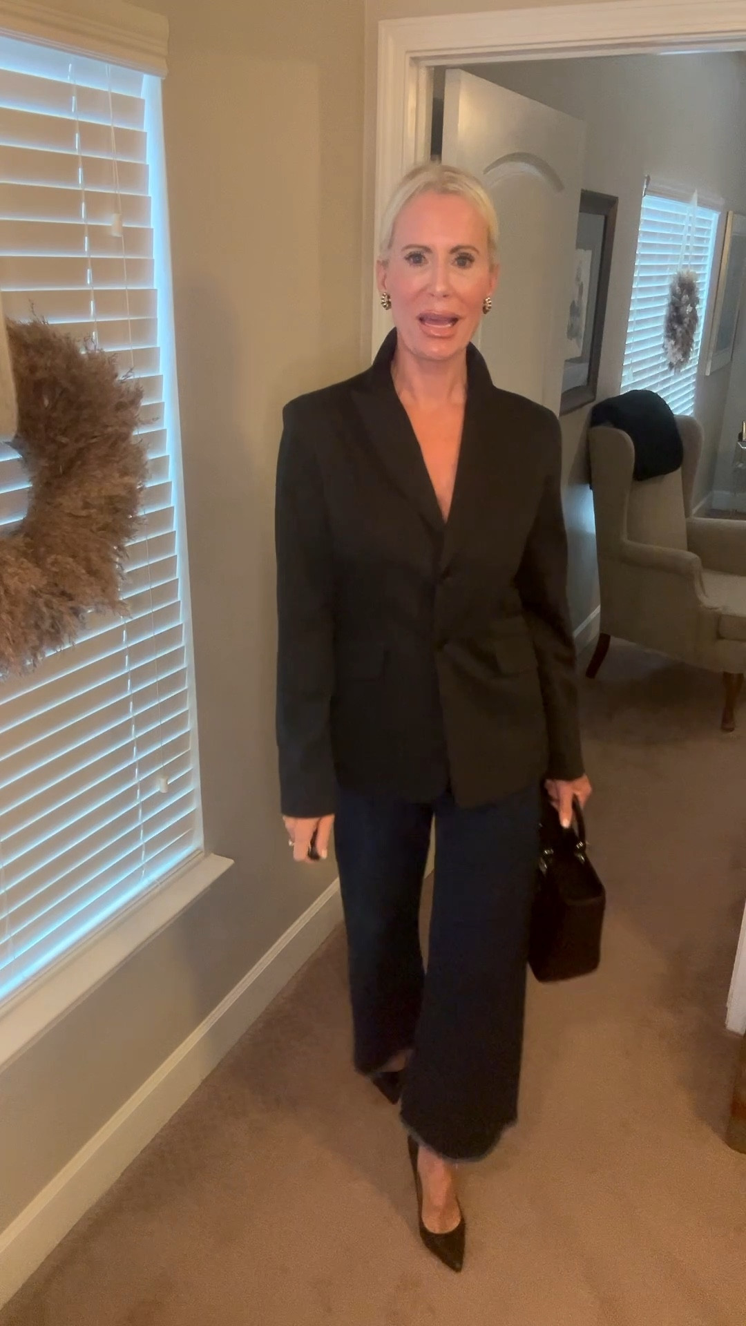 Some of the products are unavailable so I’ve attached a few similar looks.