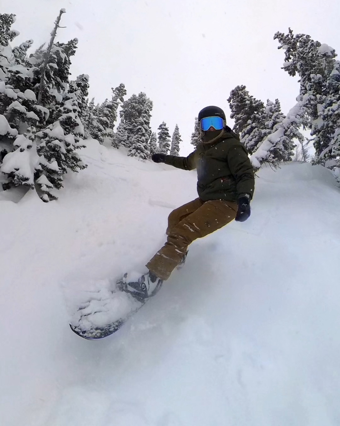 Womens snowboard outfit inspo  | Snowboard Gearr

#LTKStyleTip #LTKSeasonal #LTKTravel