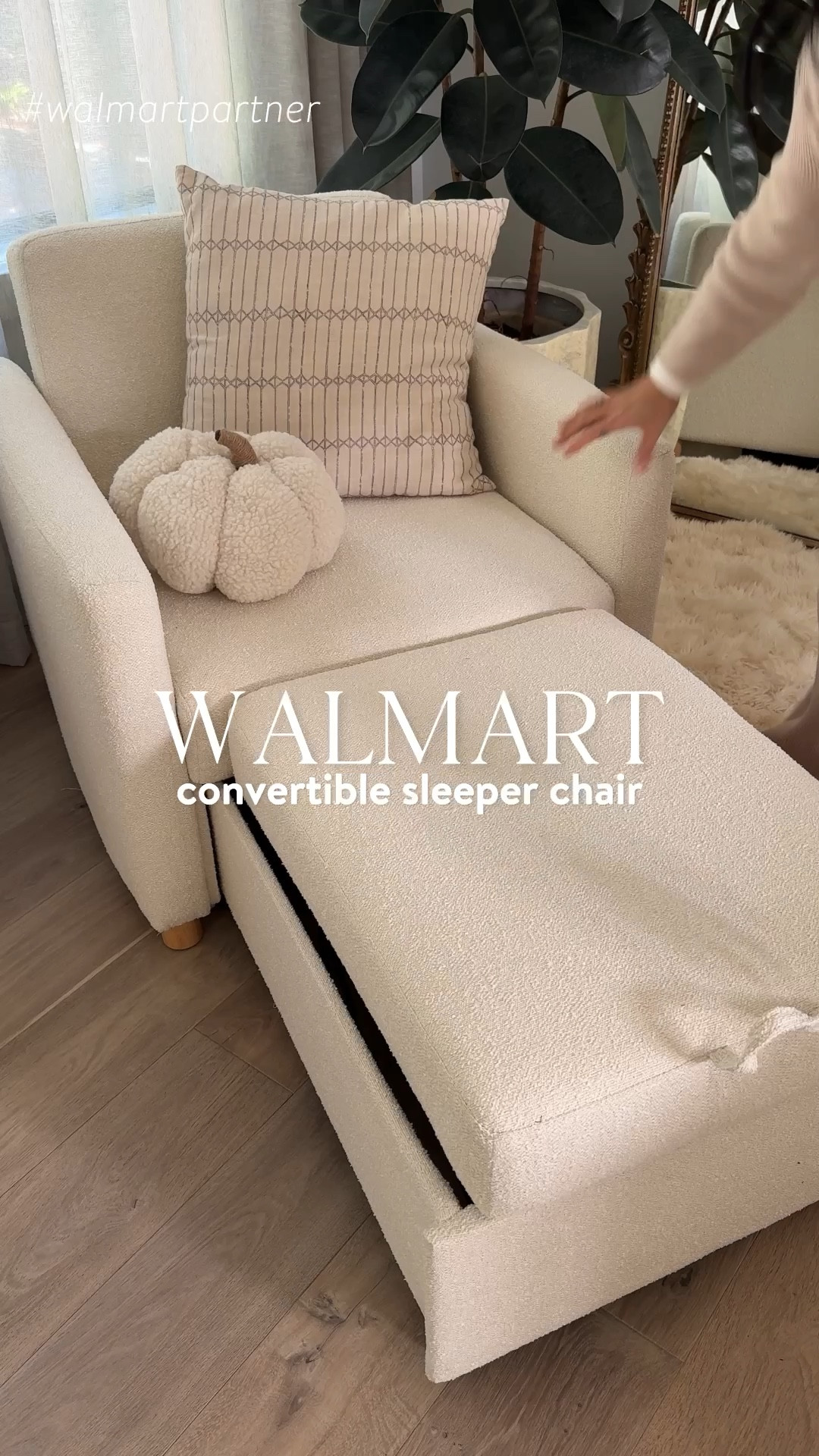3-in-1 chair that doubles as a relaxing lounger and even an extra bed! Comes in 5 colors! ✨It’s so functional, especially if you have a small space or apartment and need versatile pieces for hosting without adding bulky furniture. @walmart #walmartpartner #walmarthome