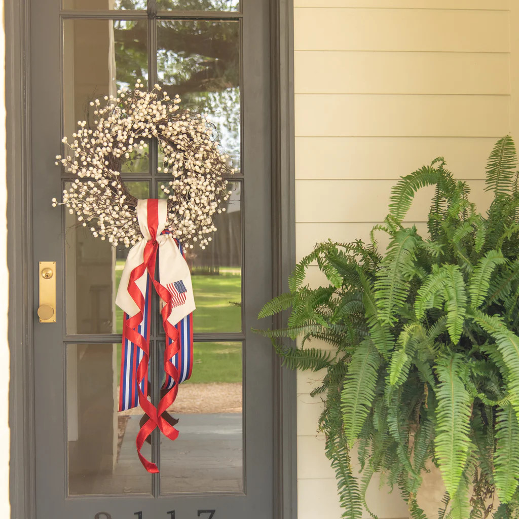 White Berry Wreath | Fig and Dove