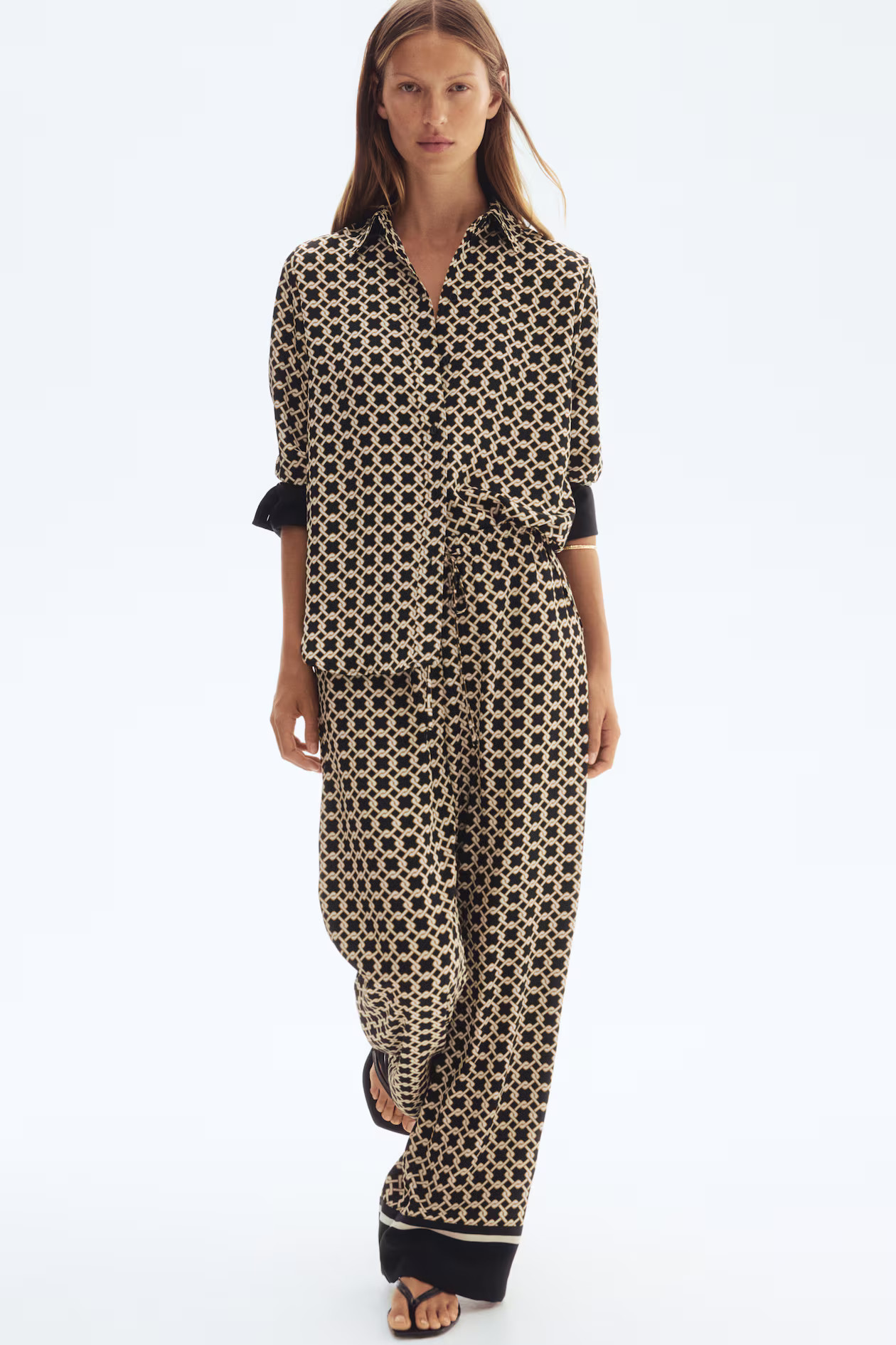 Patterned Drawstring Pants | H&M (US + CA)