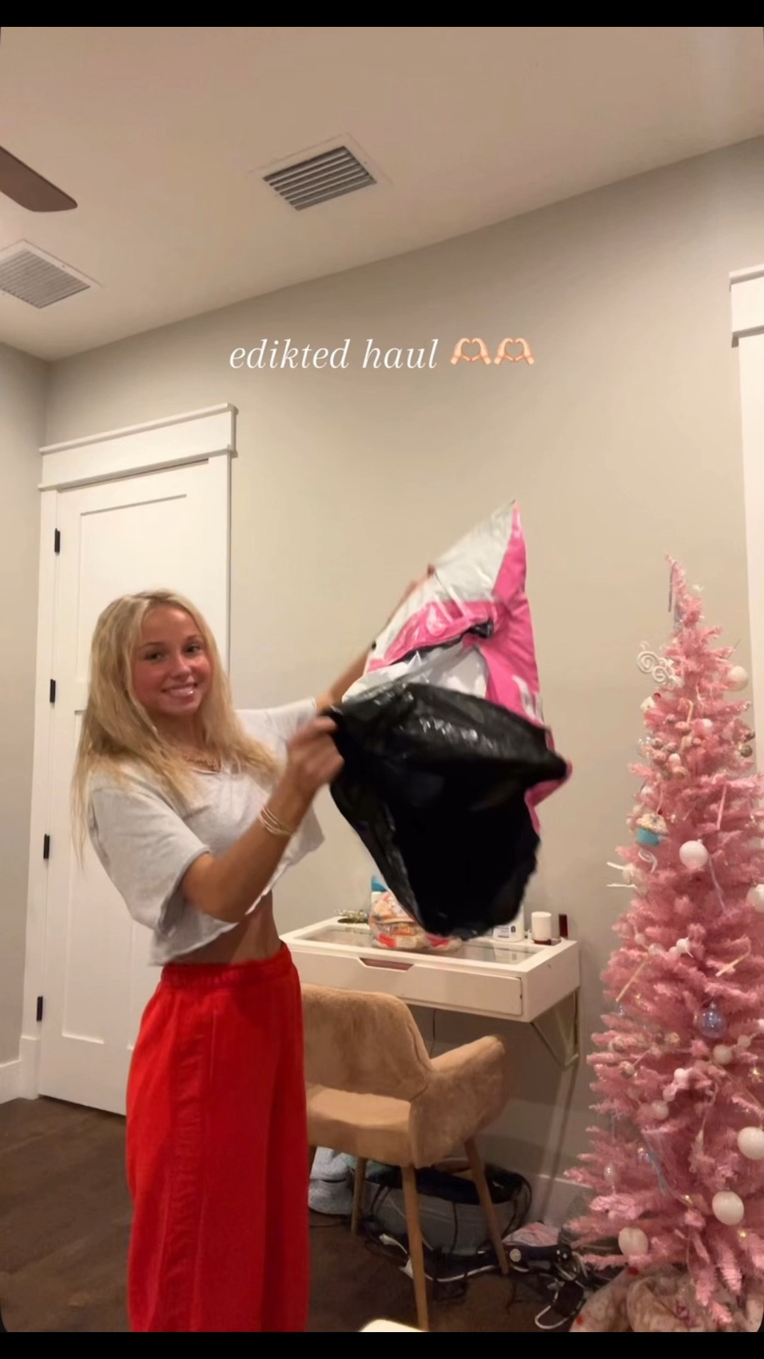Use code: SAYLAHCH10 for $$ off!! Edikted Black Friday sale starts now!! 

#LTKCyberWeek #LTKGiftGuide #LTKHoliday