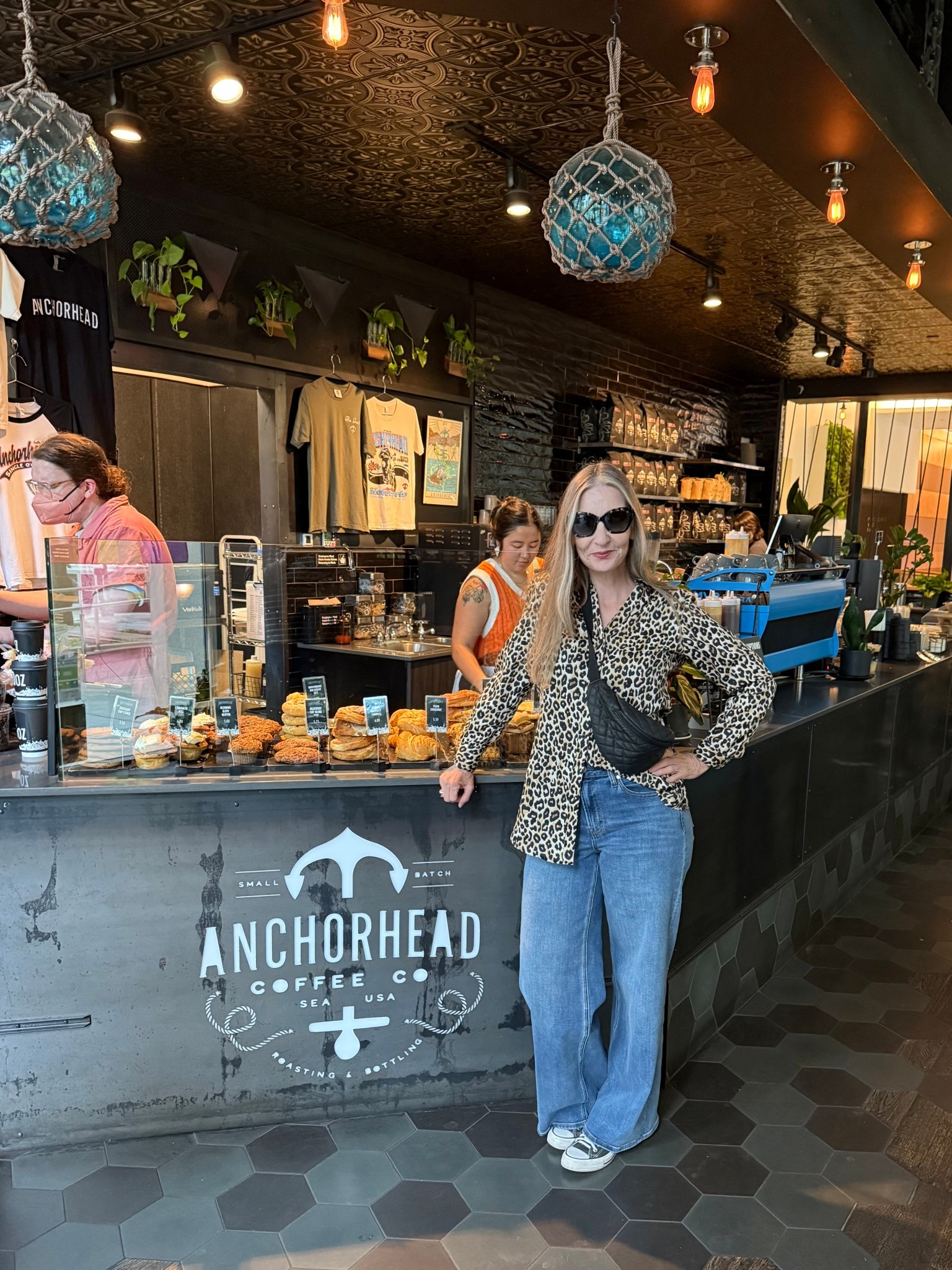 City chic, capsule wardrobe, minimalist style 

#LTKOver40 #LTKootd #LTKMidsize