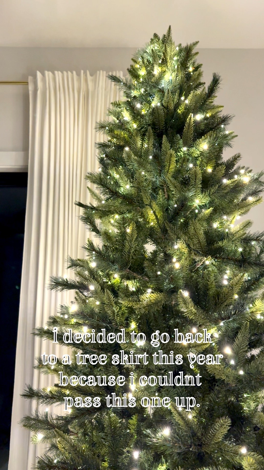 The cutest bow tree skirt has me switching back to a skirt! I’ve done the tree collar for a few years now but this was too cute to pass up. It has matching stockings too!



#LTKHoliday #LTKSeasonal #LTKHome