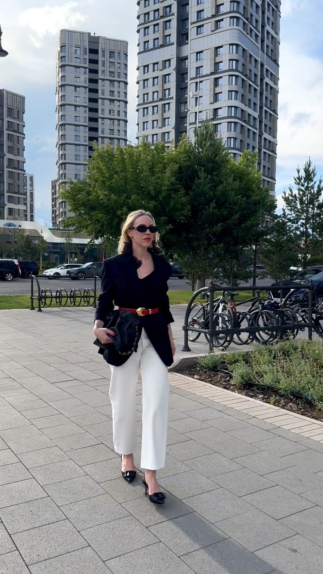 Date night outfit with oversized black blazer, @levi white baggy jeans, slingback pumps, wide red waist belt

#LTKSeasonal #LTKOver40 #LTKSaleAlert