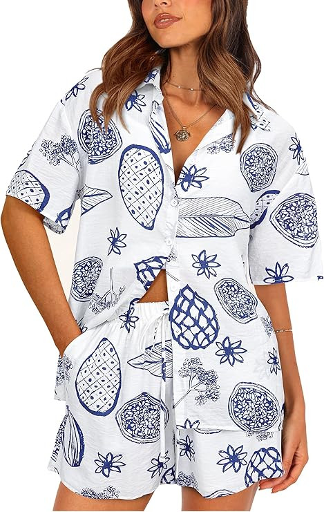 PRETTYGARDEN Women 2025 Summer 2 Piece Sets Printed Short Sleeve Tops Lounge Shorts Beach Vacatio... | Amazon (US)