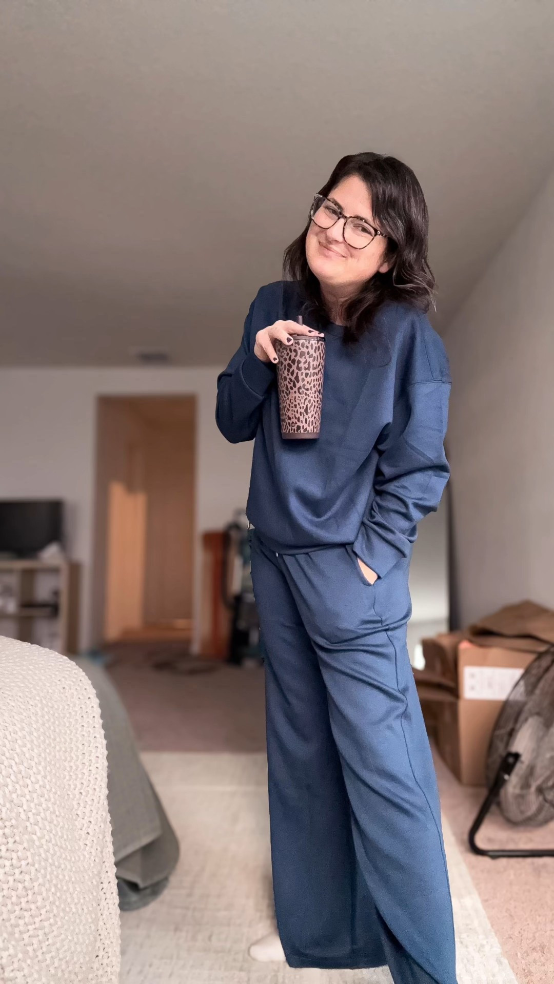 The comfiest most smooth lounge set! Comes in lots of colors as well.

#LTKmomlife #LTKootd #LTKSeasonal