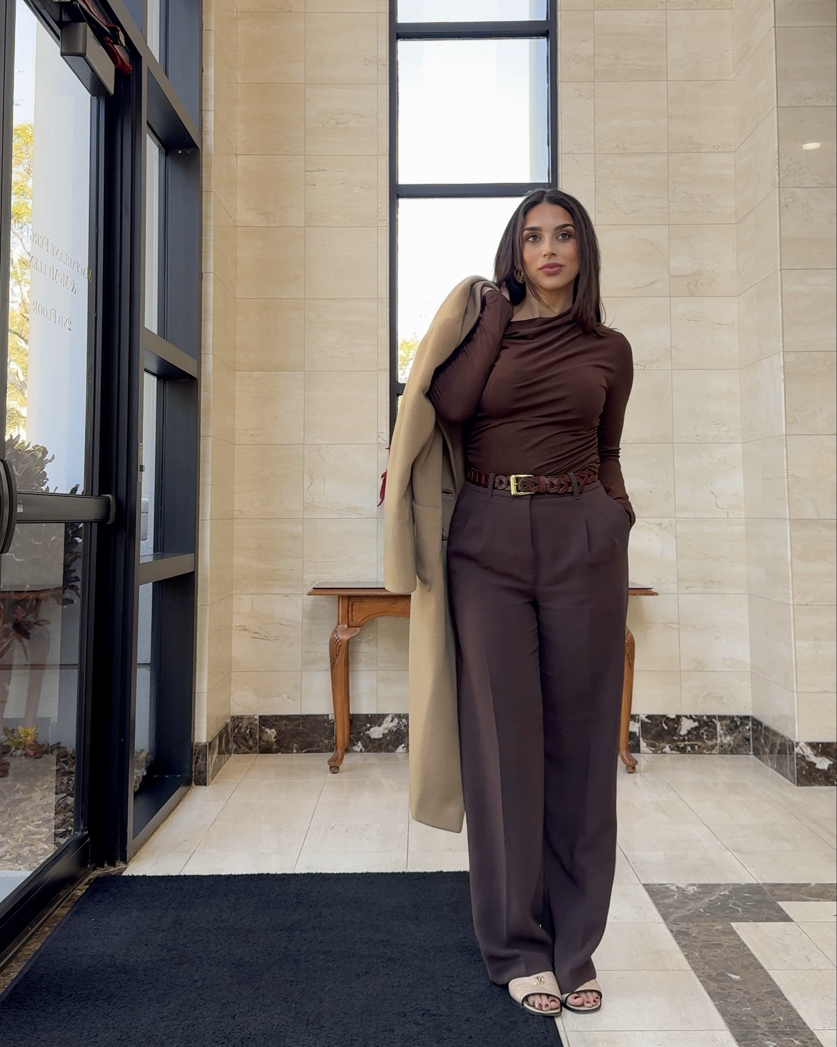 Monochrome Brown Looks 🤎



#LTKdayinmylife #LTKWorkwear #LTKootd