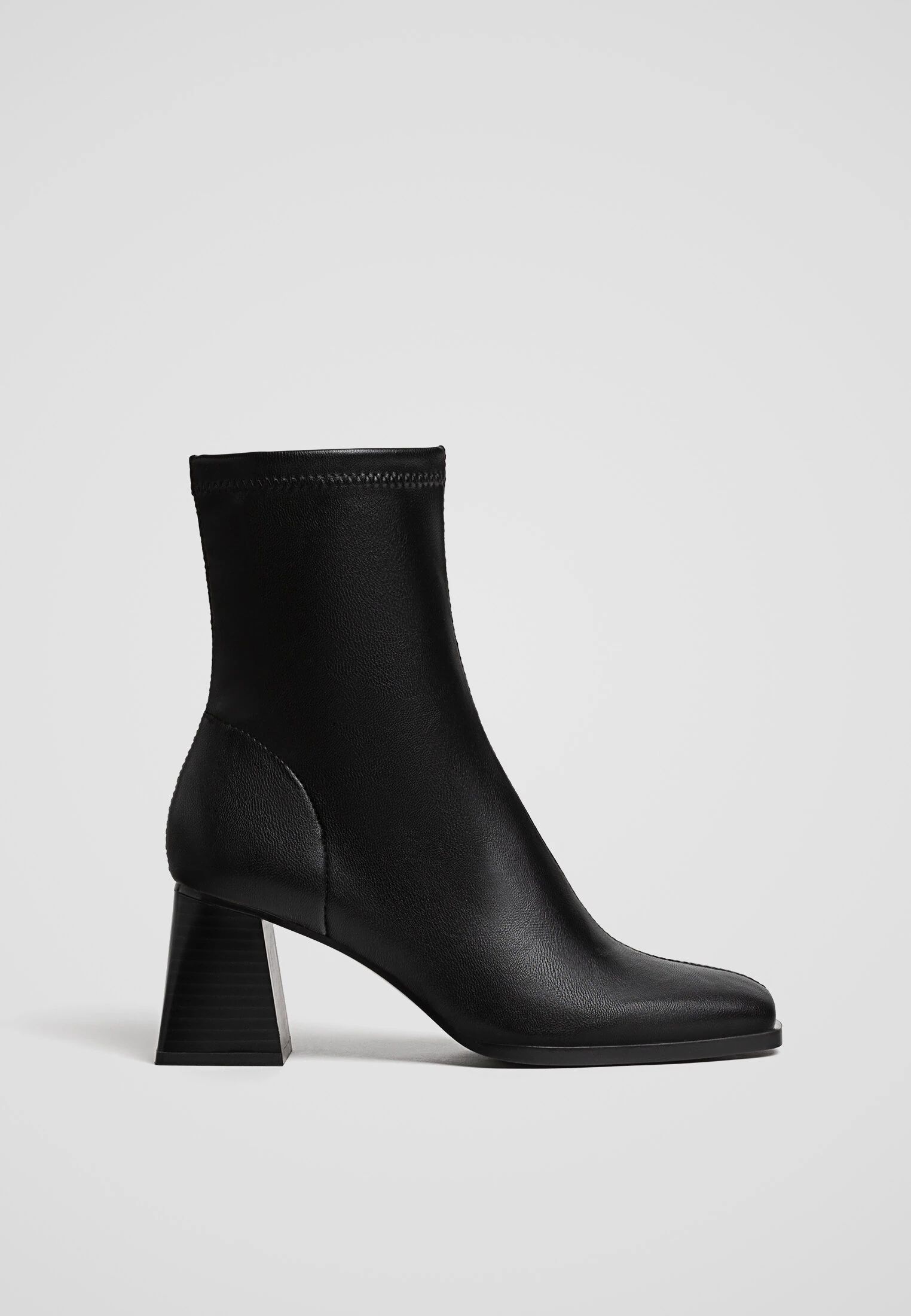 Mid-heel boots with stretch legs | Stradivarius (UK)