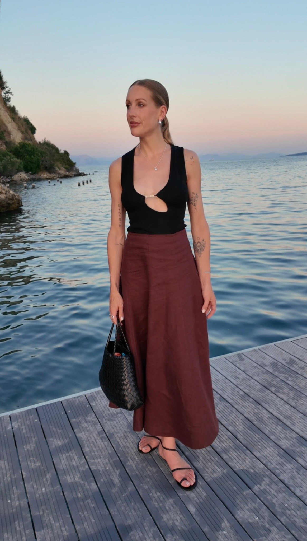 Greece holiday outfit 🇬🇷 Sezane - sir the label - Dissh - Ancient Greek sandals - dragon diffusion Santa croc tote small - MyTheresa 