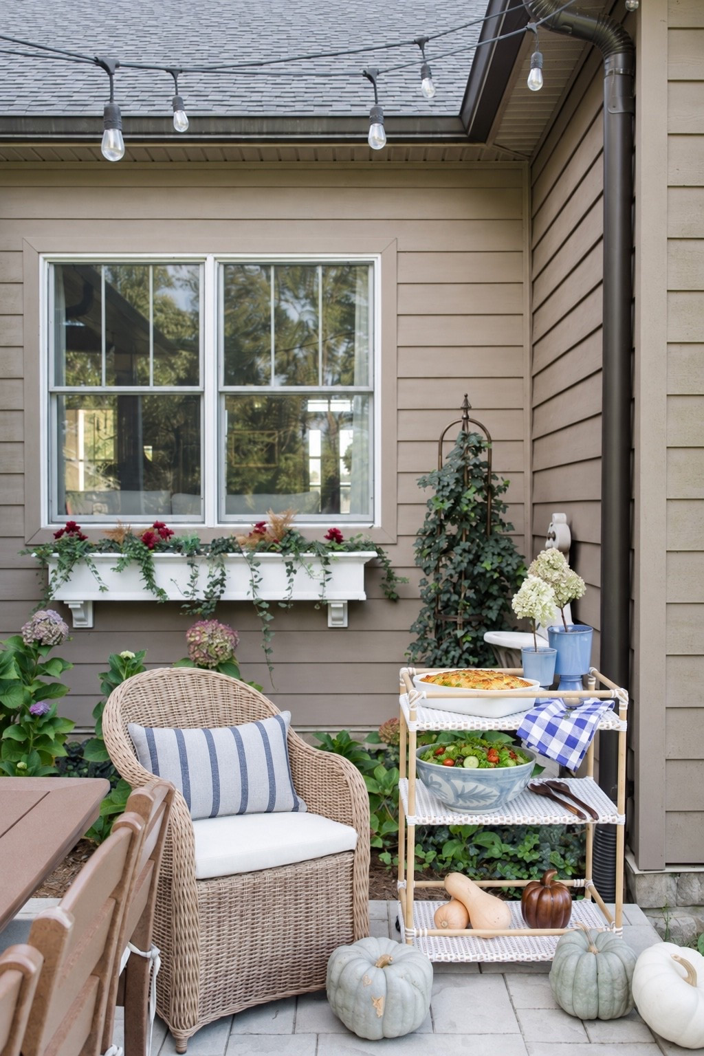 Autumn dinner on the back patio with @Wayfair