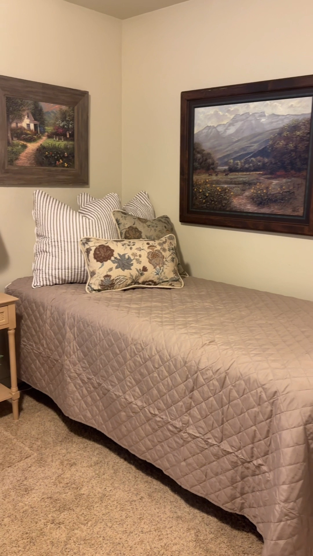 Spruced up my mom’s guest bedroom and bathroom a little bit. Here’s what I got to give it a little refresh.

#LTKHome #LTKdayinmylife