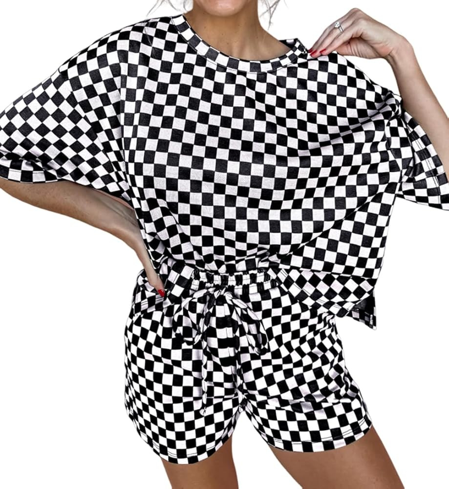 SELINK Womens 2 Piece Outfits Casual Checkered Top and Short 2pcs Set Plaid Short Sleeve Round Ne... | Amazon (US)