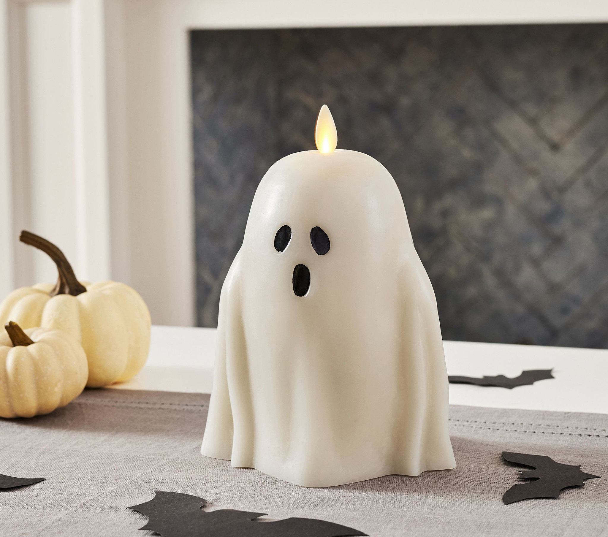 Ghost Halloween Flameless Candle 🕯️ such a beautiful and elegant decor piece for Halloween 