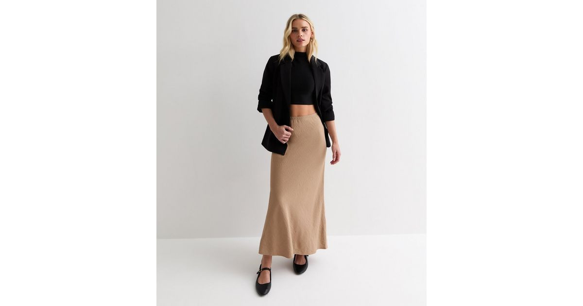 Petite Stone Textured Midi Skirt
						
						Add to Saved Items
						Remove from Saved Items | New Look (UK)