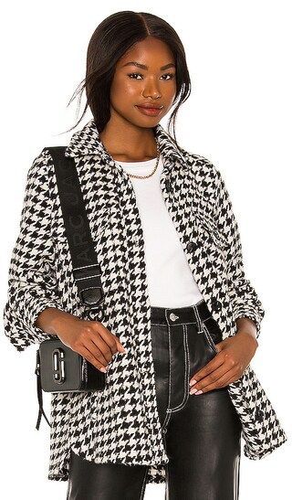 Libby Shirt Jacket in Houndstooth | Revolve Clothing (Global)