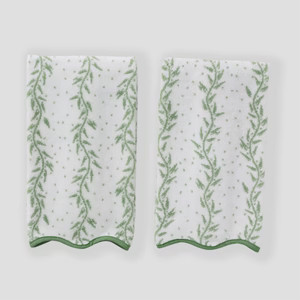 Scallop Patterned Hand Towels (pair) | Weezie Towels