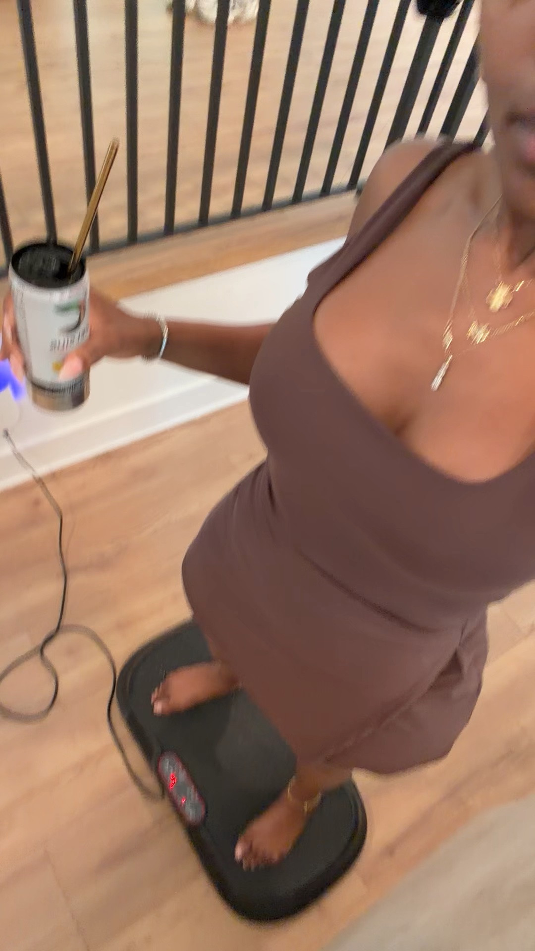 Scroll to shop! ✨ Fitness must-have.

Product: LifePro Waver Vibration Plate.

Desliza para comprar. ✨ Imprescindible para tu rutina de ejercicio.

📲 Download the free LTK app & follow me @kirasfashionfinds to shop all my daily finds.

#LTKActive #LTKfitnessgoals #LTKHome