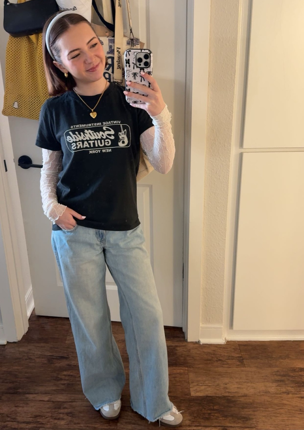 Definitely gonna wear this again I love the layers (tshirt link is the same design but I’m not sure if it’s the exact fit)

#LTKSeasonal #LTKU #LTKSpringSale