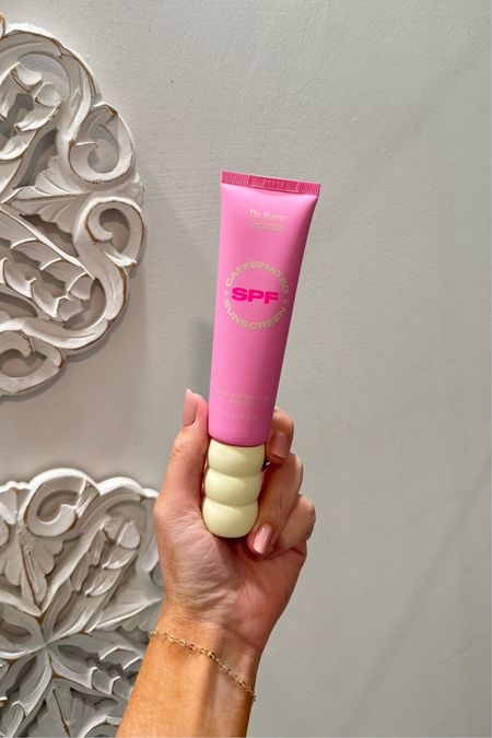 The Skinny confidential caffeinated sunscreen - SPF 40 LOVE!!! 

#LTKbeauty