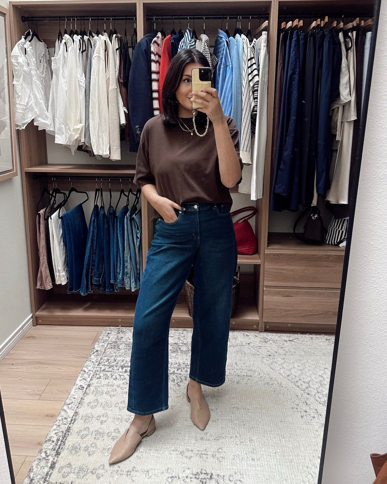 @spanx is 20% off this weekend, through today! Use the LTK promo code LTK20. 

If you’ve been wary of the barrel jean silhouette, but also kind of curious about it…this is a great pair for you! It’s a looser, generous fit overall and the barrel shape is definitive but not crazy. You don’t feel like you’re wearing a trend in these. I have tried a few sizes and medium is the best fit for me in this pair of jeans. (This is the large here, so if they look a little big, they are!)  

 