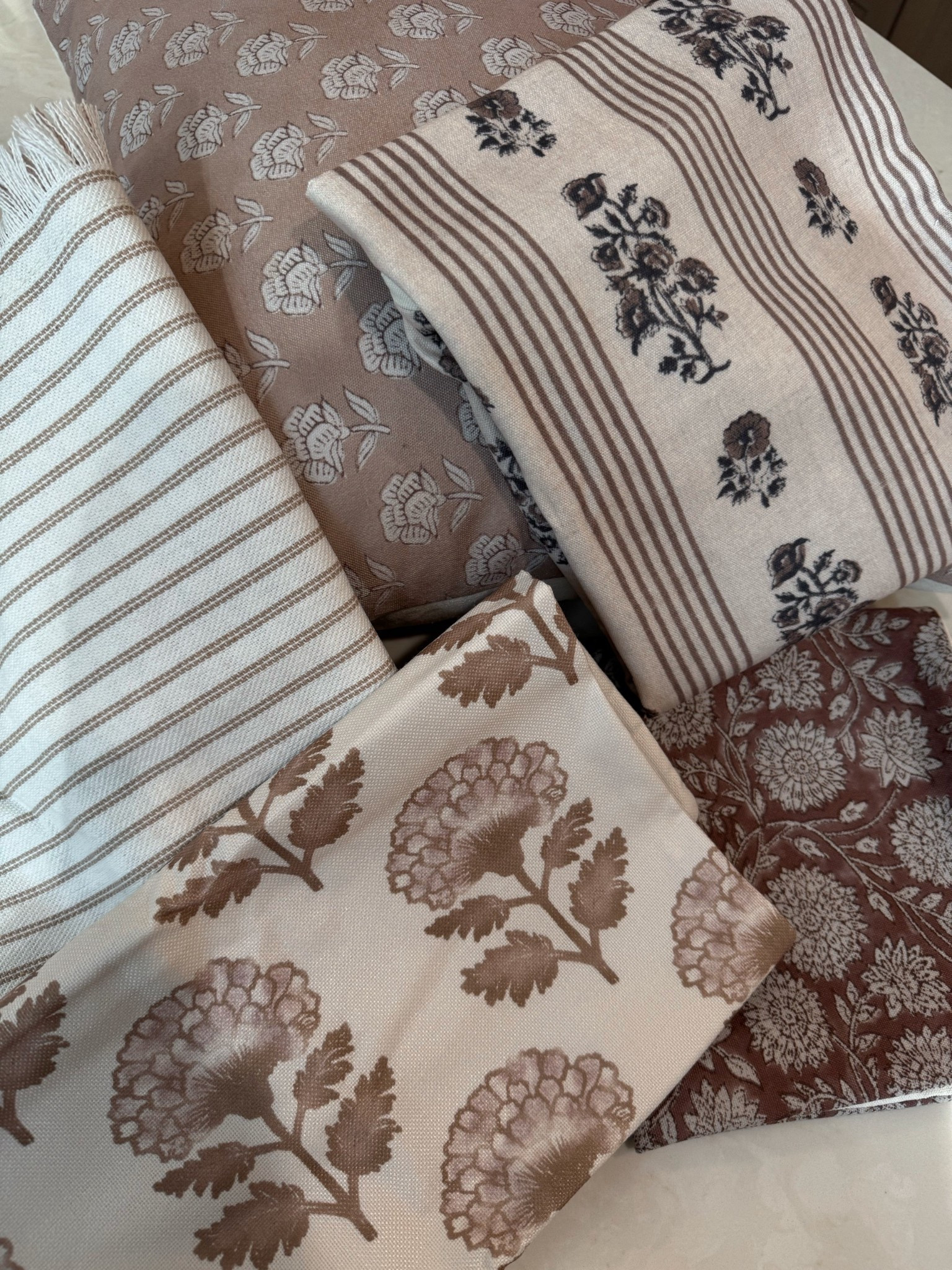 All SOOO good & affordable 🤌🏼🤎🍂 I am in a pillow cover era these days b/c it’s such an easier way to swap out the vibe w/ the seasons! 

Cozy home / Amazon finds / decor / pillow covers / under $30 / Holley Gabrielle / floral print /  

#LTKFindsUnder50 #LTKSeasonal #LTKHome