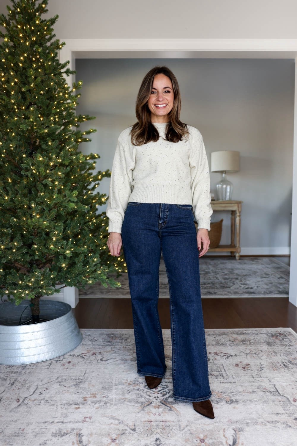 Six festive sweaters under $40! 



Sequin (old navy): petite xs 
Jeans (Madewell): 24 standard (10 3/4” rise, 29” inseam) 
Boots (J.Crew): tts 

Red cardigan (Abercrombie): xxs 
Red fair isle (LOFT): petite xxs 

#LTKHoliday #LTKPetite #LTKSeasonal