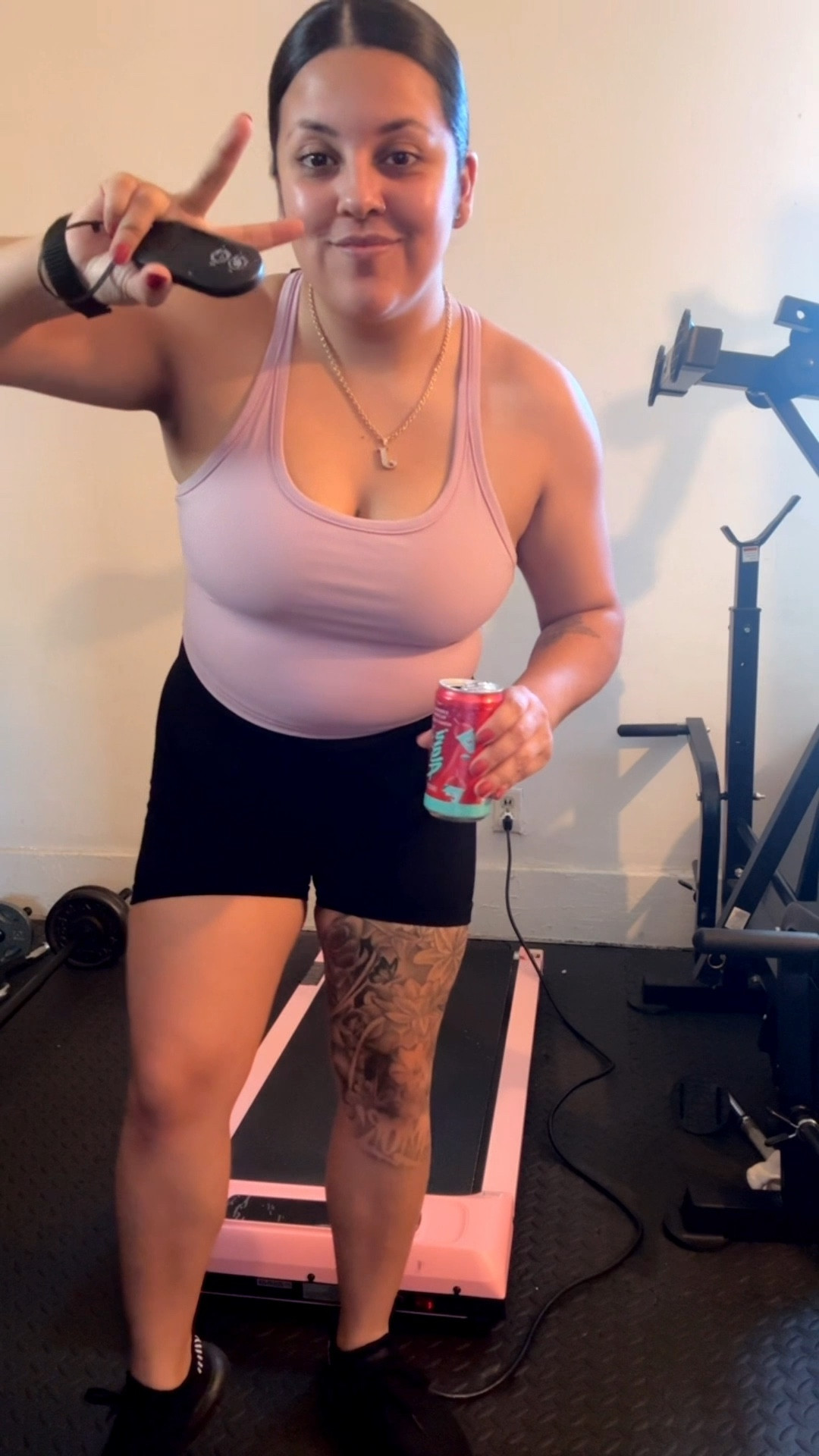 It’s game day 

Go lions 🦁

I got a mini Alani and am ready to get this cardio in 

Wearing Diosafit & Adidas swift run 

#pinktreadmill #walkingpad #fitmom #fitnessjourney 

#LTKActive #LTKmomlife #LTKfitnessgoals