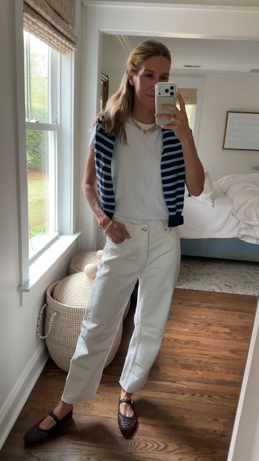 The white *slight* barrel jeans that I wear at least once a week. They are so comfortable and a great price, but even better at 20% off! 🙌🏼

#LTKxMadewell #LTKSaleAlert