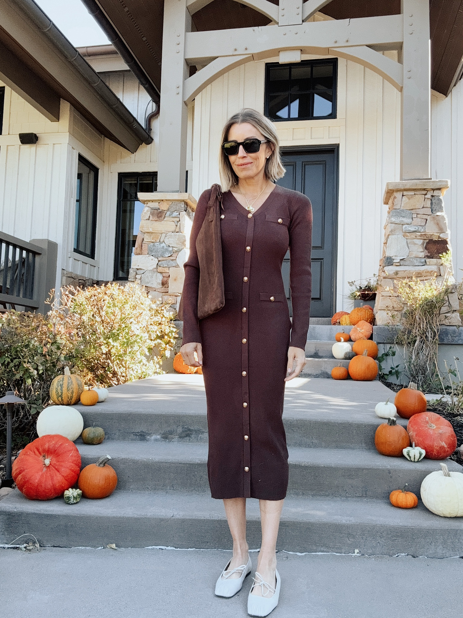 Amazon chocolate brown sweater dress size S and under $40

#LTKFindsUnder50 #LTKOver40 #LTKFindsUnder100