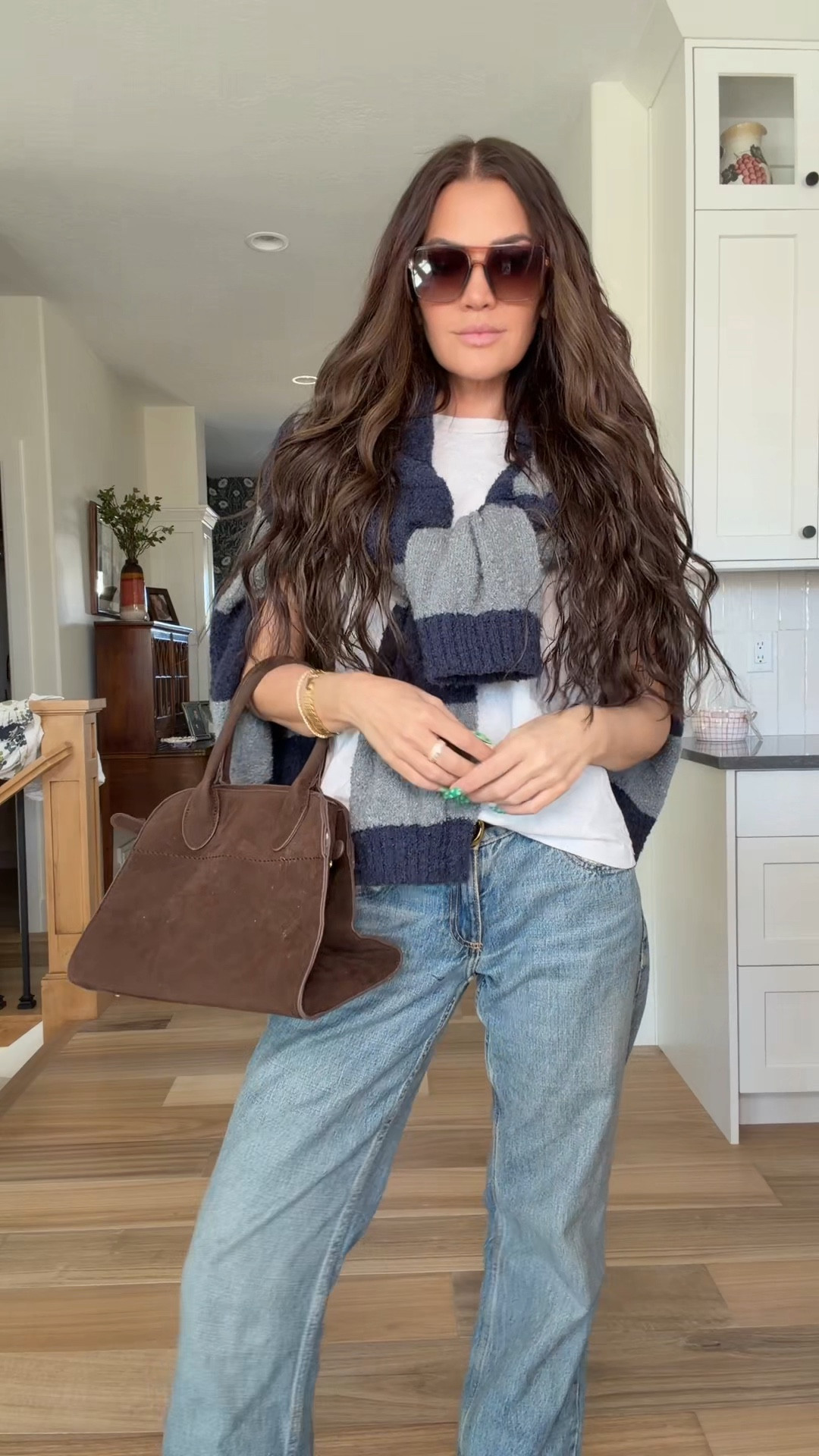 Amazon Sweater and Bag 


#LTKootd