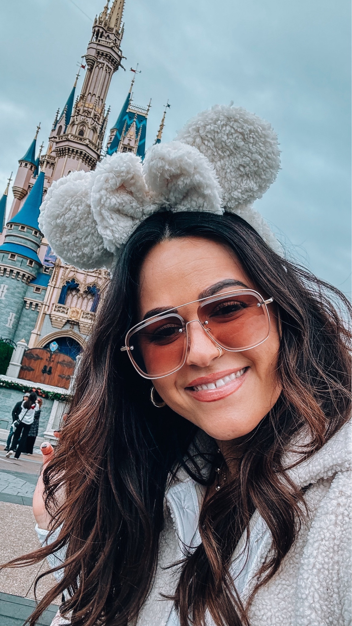 Midsize Disney outfit idea 

#LTKmidsize #LTKfamily #LTKtravel