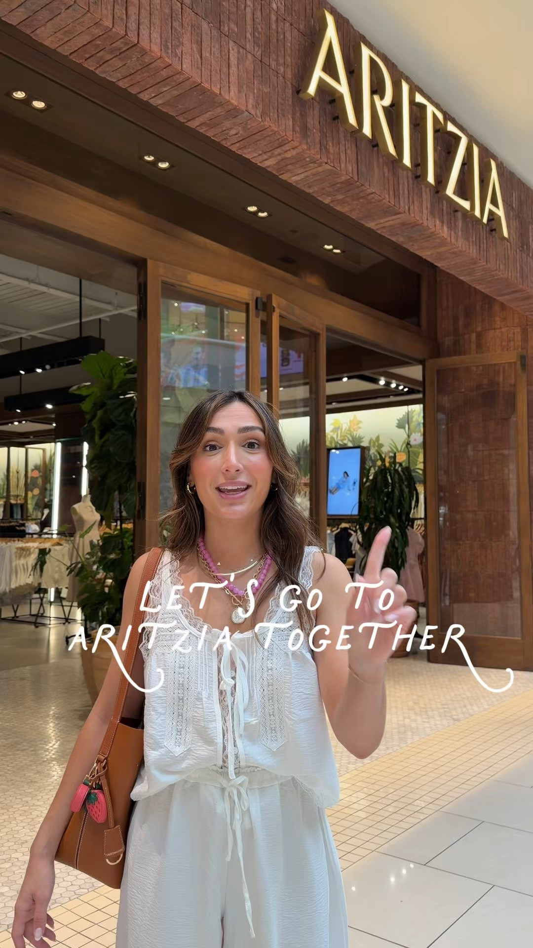 Aritzia public sale is here!