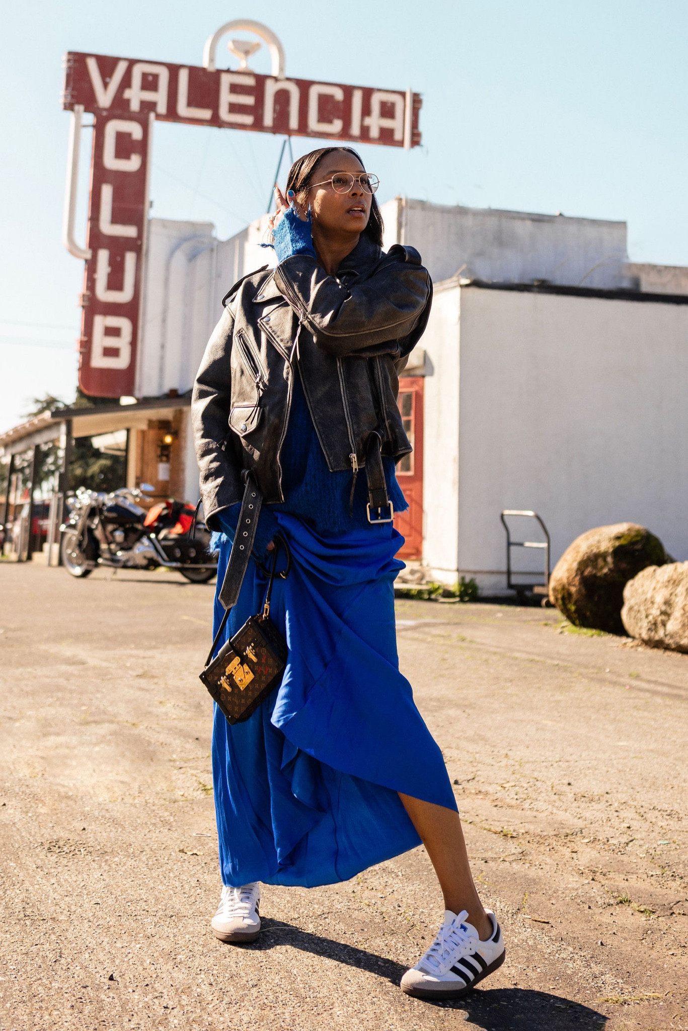 No winter blues here 🟦

#LTKfindsunder50 #LTKworkwear #LTKover40