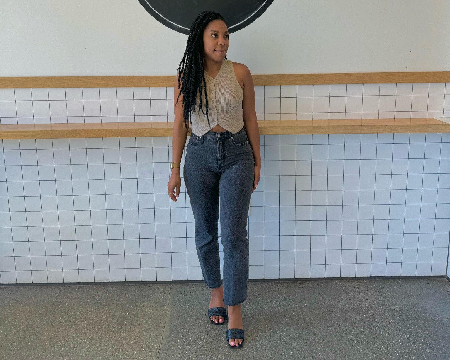 Fall fashion, madewell high waisted straight leg jeans and sweater vest cropped

#LTKxMadewell #LTKStyleTip #LTKOver40