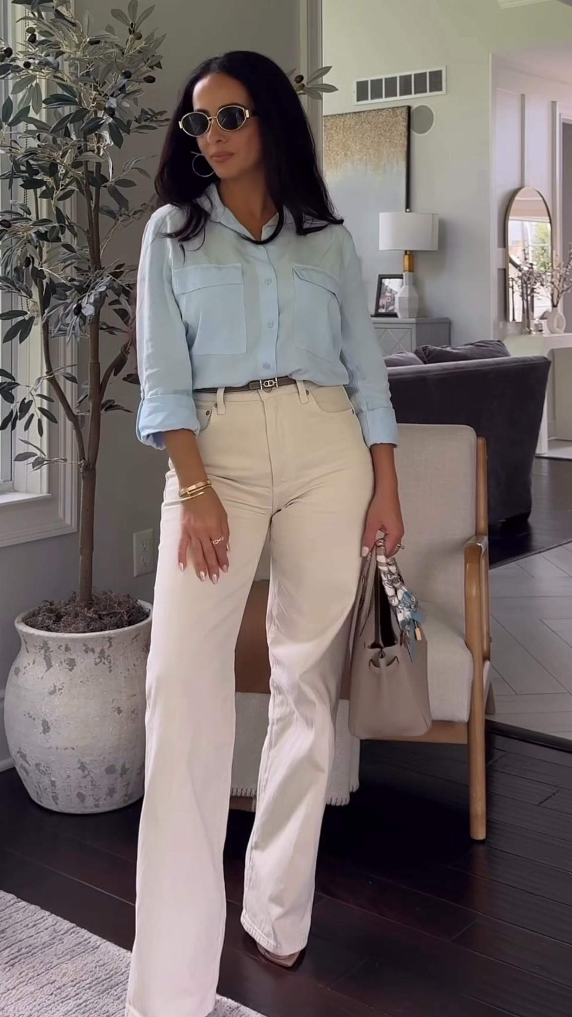 Aritzia jeans + button up for a spring look. 

Jean size: 24 regular length (Color I have on seems to be sold out)
Top size: XXs 

Rita Slamo | petite fashion | @Aritzia 

#LTKPetite #LTKOver40