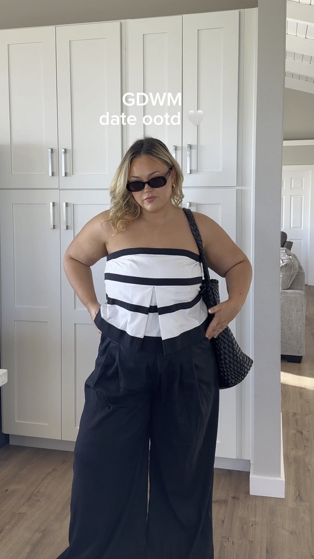 Easy + chic curve friendly spring outfit idea! whole look is from Anthropologie, and I’m wearing an XL in the top, & 14 in the pants. (I would size down in the top!) 
I’m obsessed with the pop of color in the shoes! 

I also linked affordable/similar items to recreate this look on a smaller budget! Also found a great bag dupe for this one on Amazon. 

#LTKSeasonal #LTKplussize #LTKSpringSale