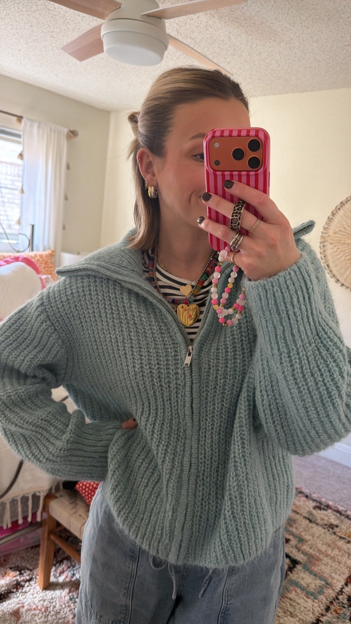 Cozy H&M find!

#LTKootd