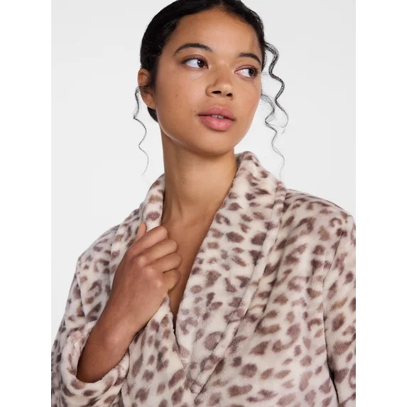 Joyspun Women's Plush Robe, Sizes S to 3X | Walmart (US)