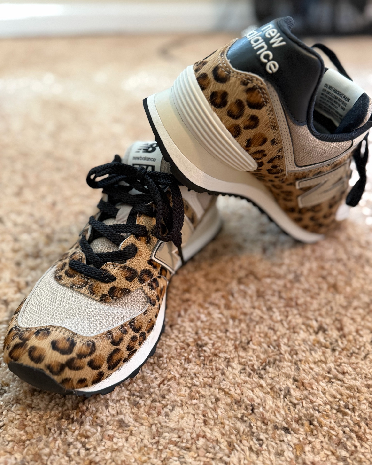 DO NOT SLEEP ON THESE!!! They are so much cuter in person!! They will sell
Out fast!!! #newbalance #fallshoes #leopard #backtoschool

#LTKootd #LTKgrwm #LTKSeasonal