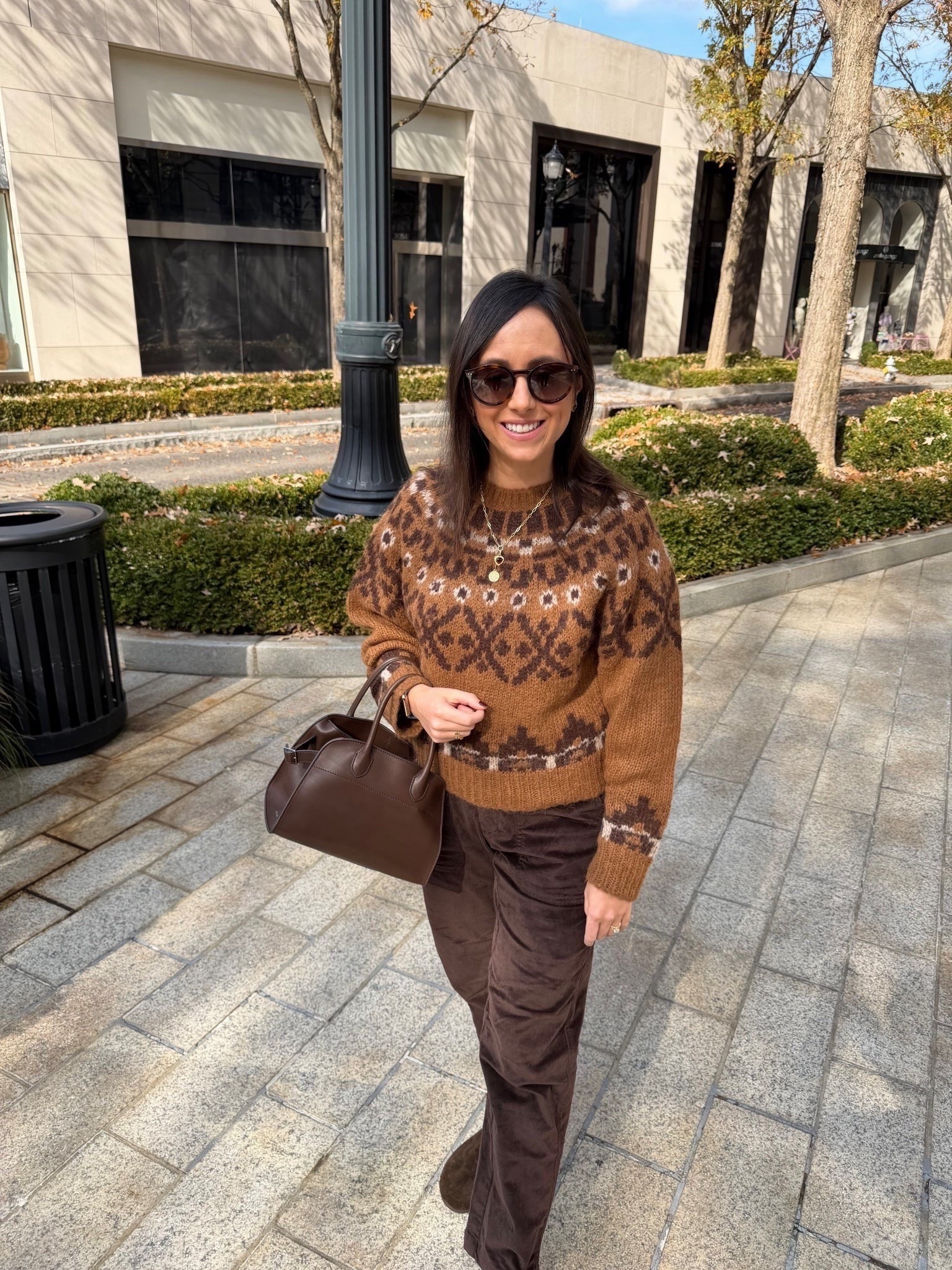 Chocolate brown fall outfit 🤎 obsessed with this fair isle sweater and corduroy combo! Also these mules are soooo good.



#LTKSeasonal #LTKHoliday #LTKootd