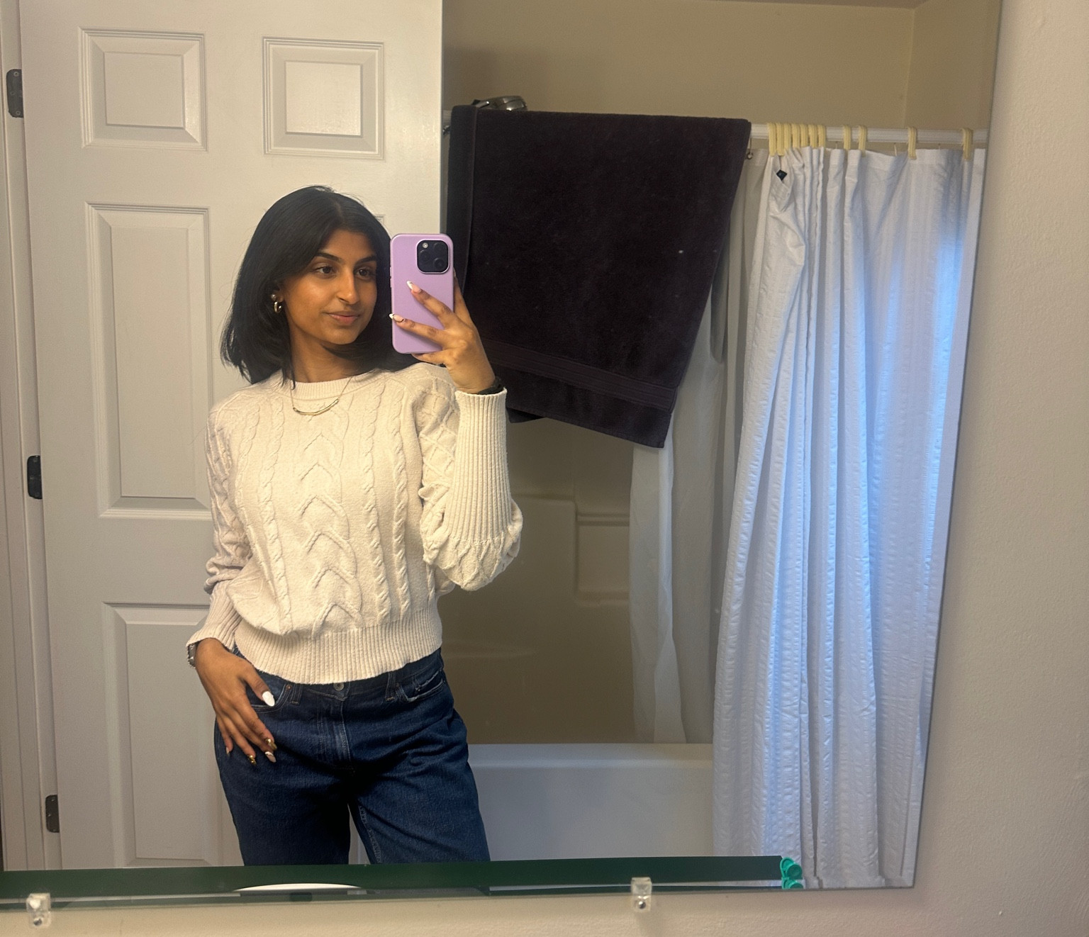 Casual winter outfit for today ❤️ went on a coffee date with my friend whom I haven’t seen in yearsss! Was so lovely 

Abercrombie jeans sweater cable knit womens winter outfit fashion style 

#LTKSeasonal #LTKStyleTip