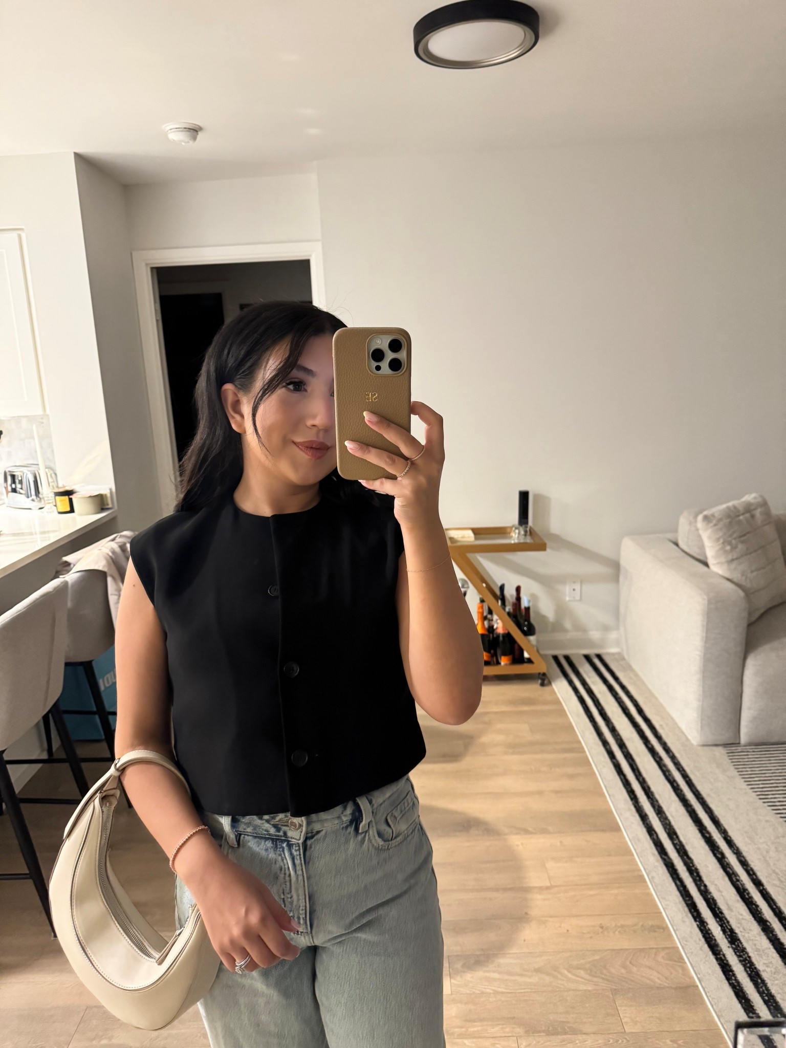 Similar button up vests 

#LTKspring #LTKcanada #LTKworkwear